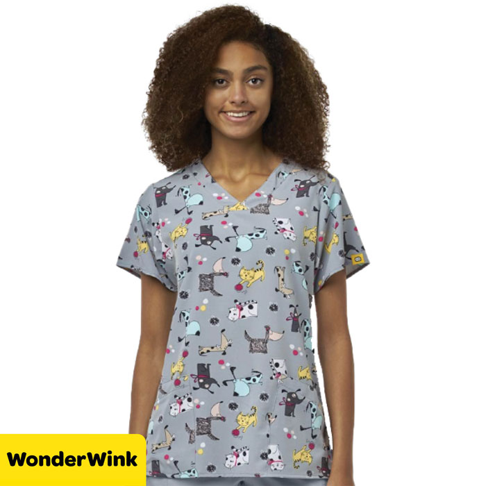 WonderWink Fashion Prints - 6257-RET - V-Neck Print Top - Retro Pets