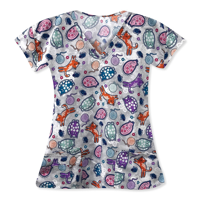 Scrubfinity-5315-3142M-Ladies-V-Neck-2-Pocket-Scrub-Top-KITTY-PAISLEY