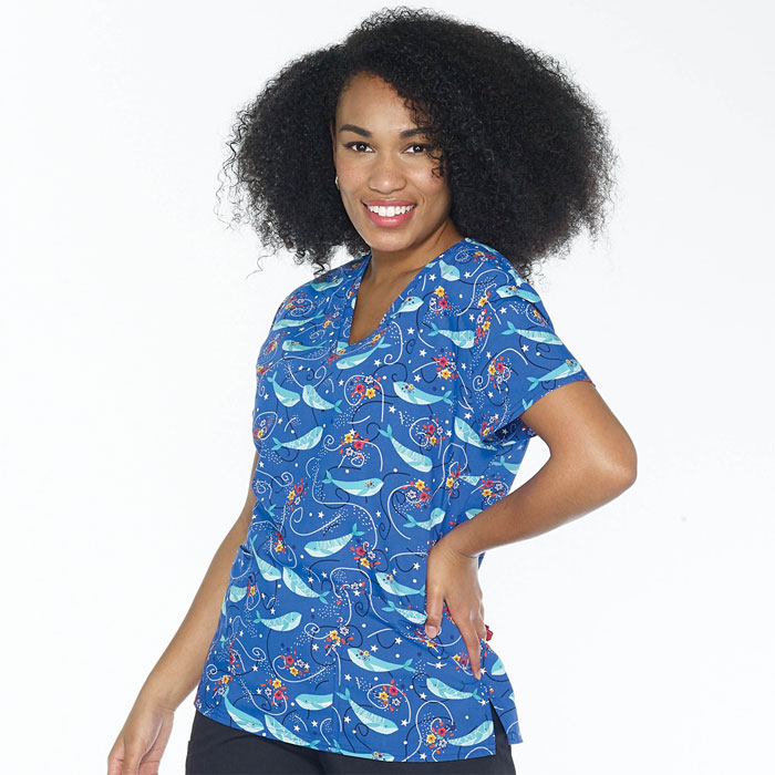 Scrubfinity-5315-1957M-Ladies-Deep-Blue-Sea-V-Neck-2-Pocket-Scrub-Top